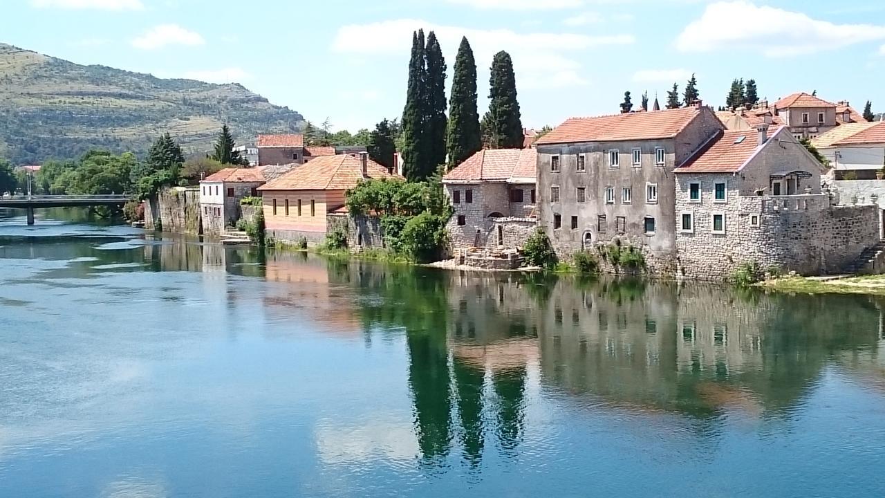 Central Place Trebinje Exteriör bild